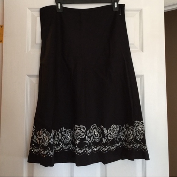 Ann Taylor Dresses & Skirts - Ann Taylor NWOT Black Skirt